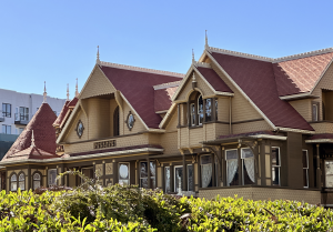 Winchester Mystery House